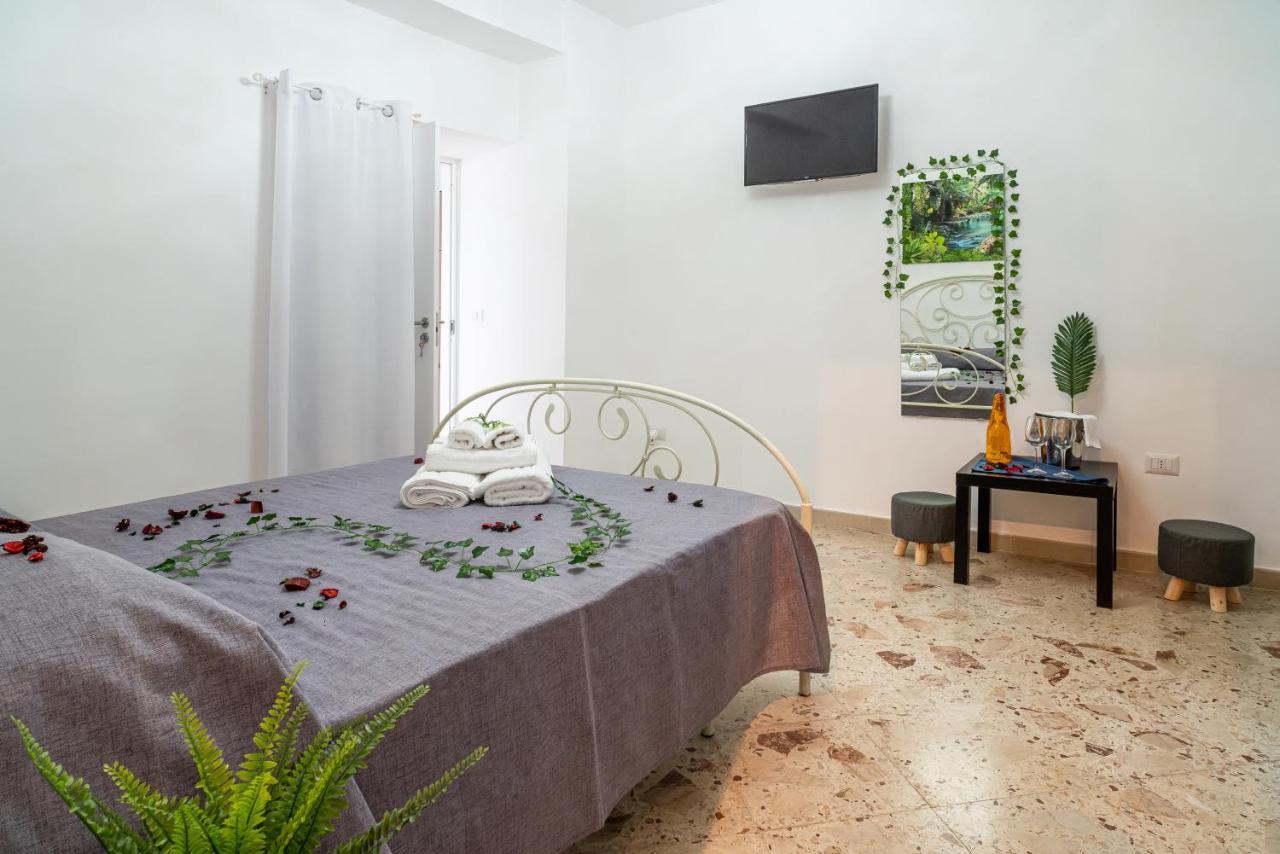 Hotel Notti Magiche à Santa Maria di Castellabate Extérieur photo